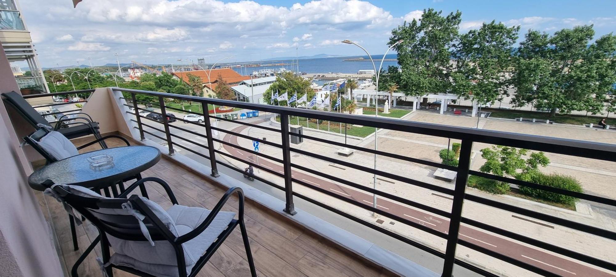 Amazing Sea View Apartment In The City Center! Alexandroupoli Eksteriør billede